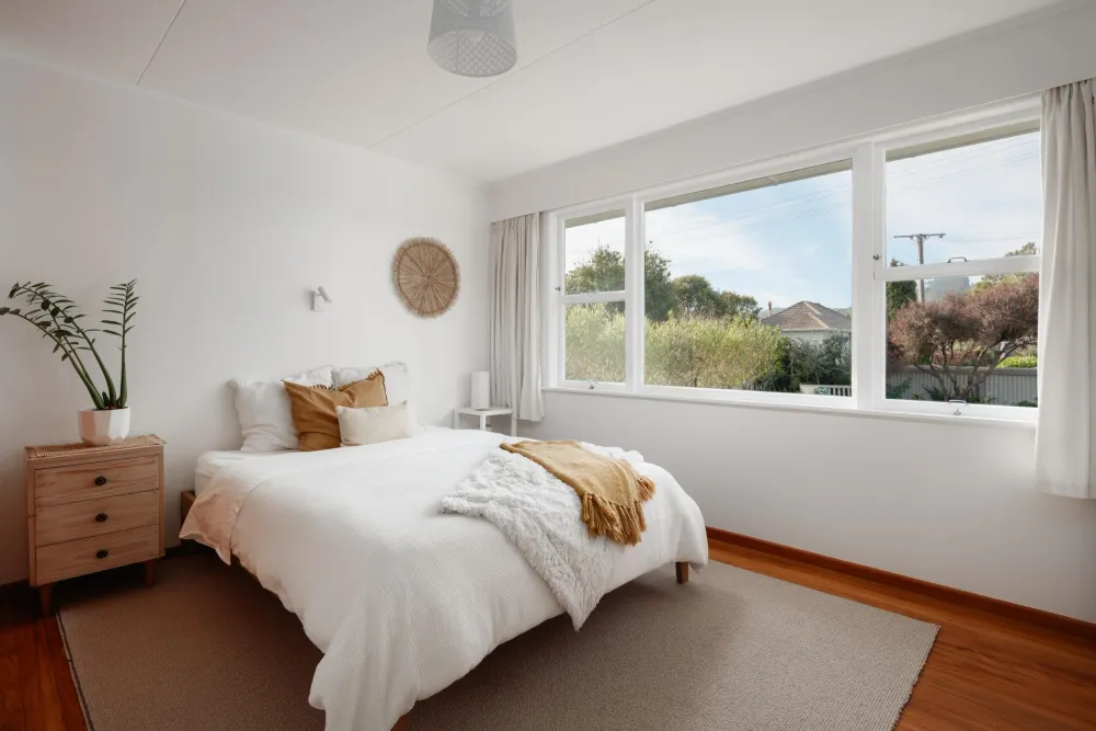 Photos of 10 Leon Street