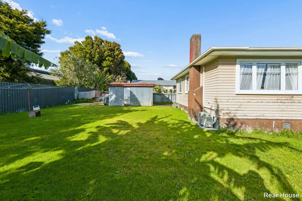 Photos of 14 Fields Road