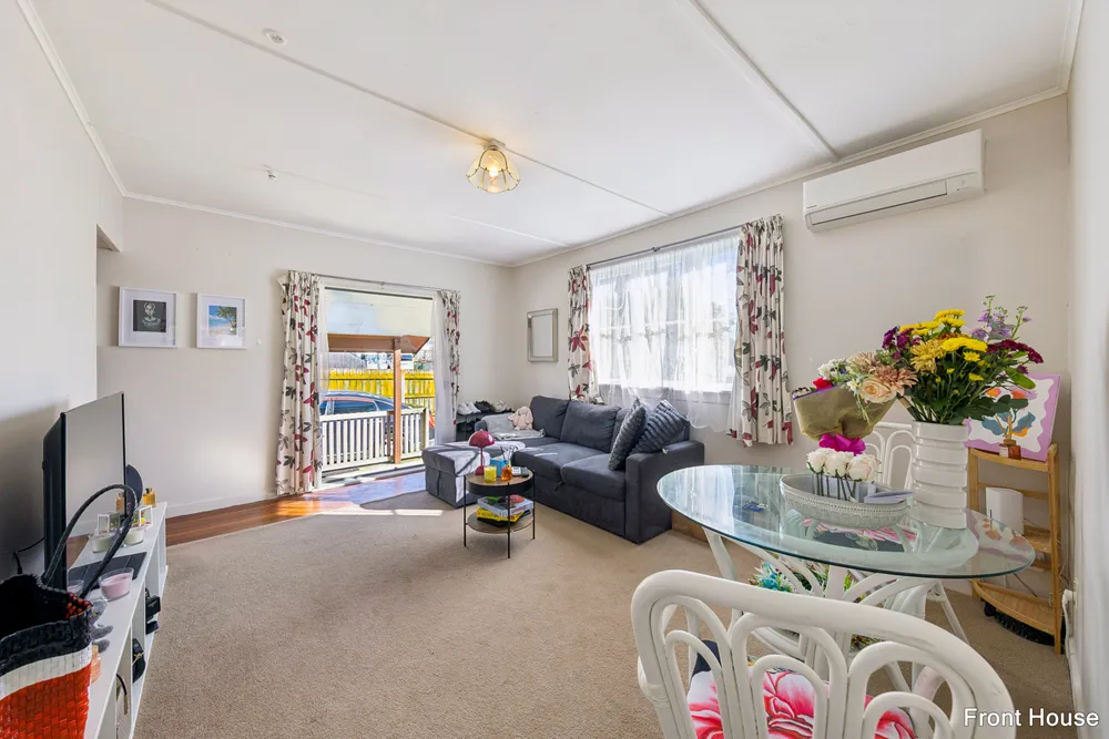 Photos of 14 Fields Road