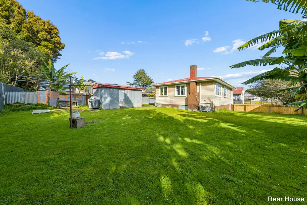 Photos of 14 Fields Road