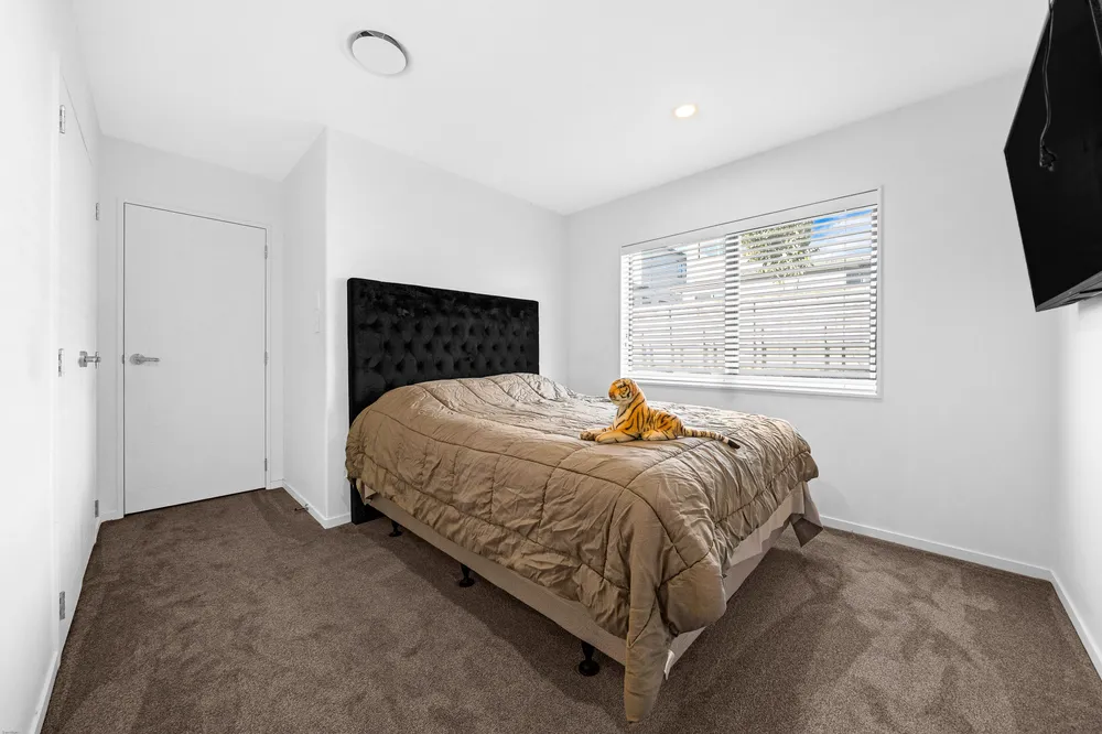 Photos of 32 Matahae Drive