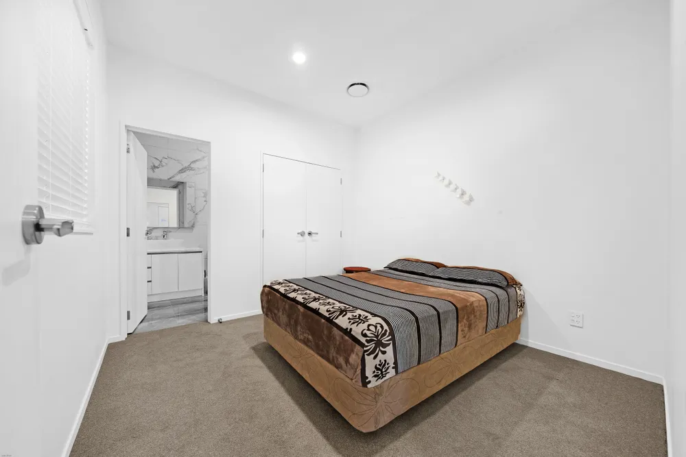 Photos of 32 Matahae Drive