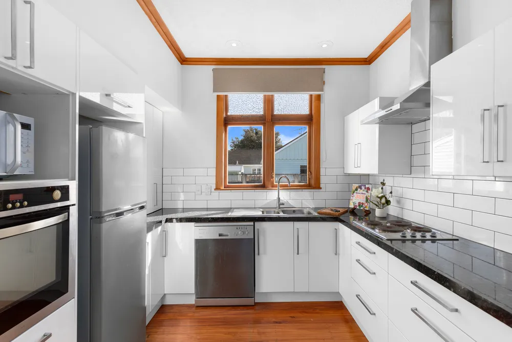 Photos of 23 Stellin Street