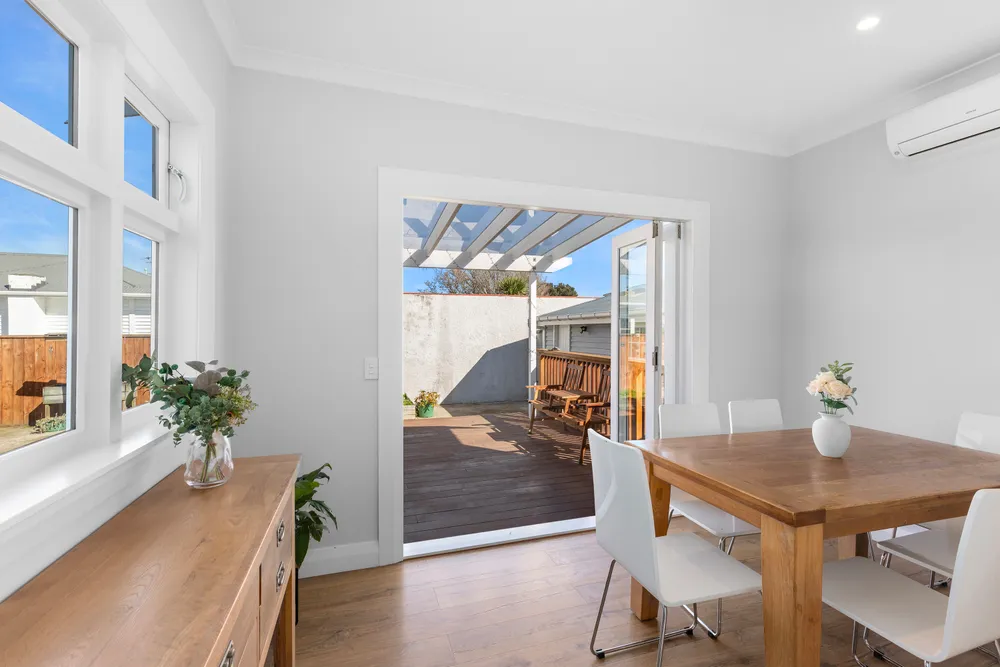 Photos of 23 Stellin Street