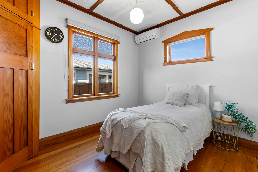 Photos of 23 Stellin Street