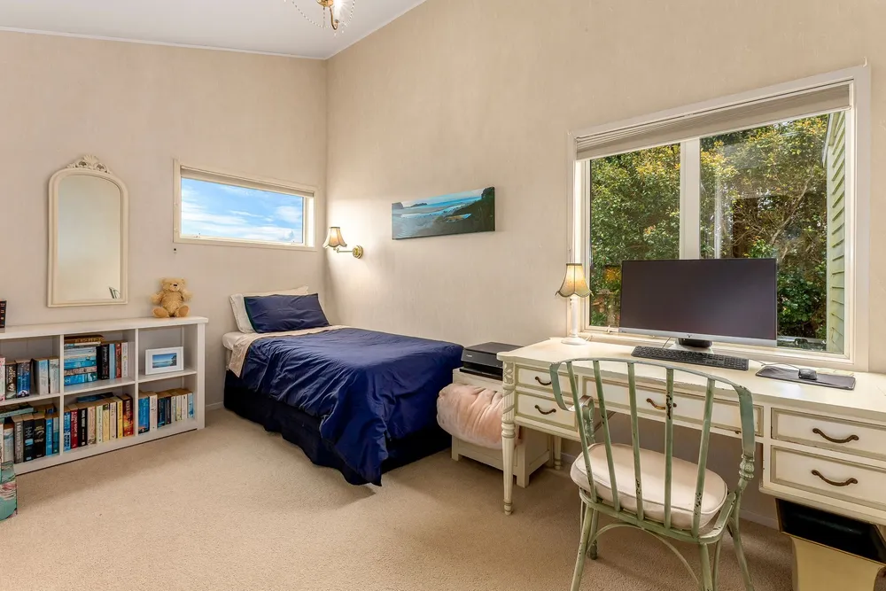 Photos of 5 Izard Road