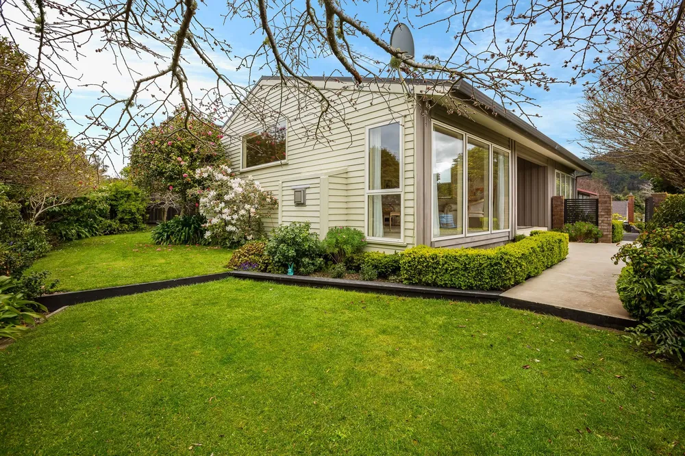 Photos of 5 Izard Road