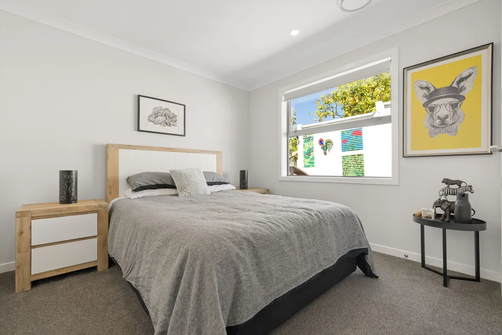 Photos of 1C Pendennis Crescent