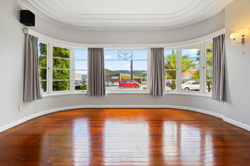 Photos of 70 Kamo Road