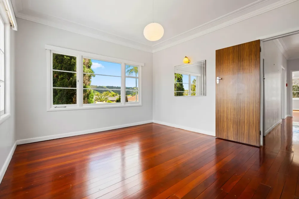 Photos of 70 Kamo Road