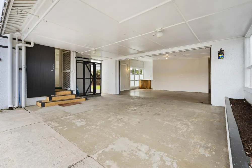 Photos of 70 Kamo Road