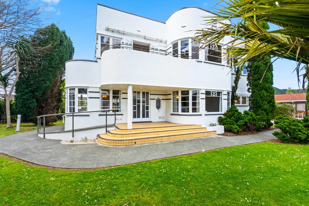 Photos of 70 Kamo Road