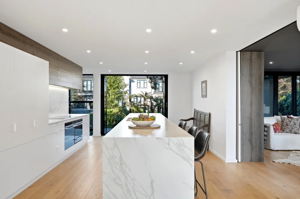 Photos of 100 Glandovey Road