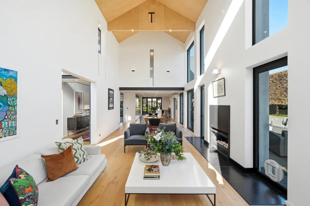 Photos of 100 Glandovey Road