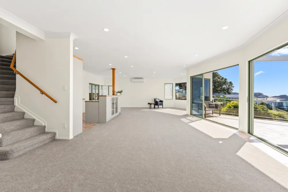 Photos of 21 Awatea Street