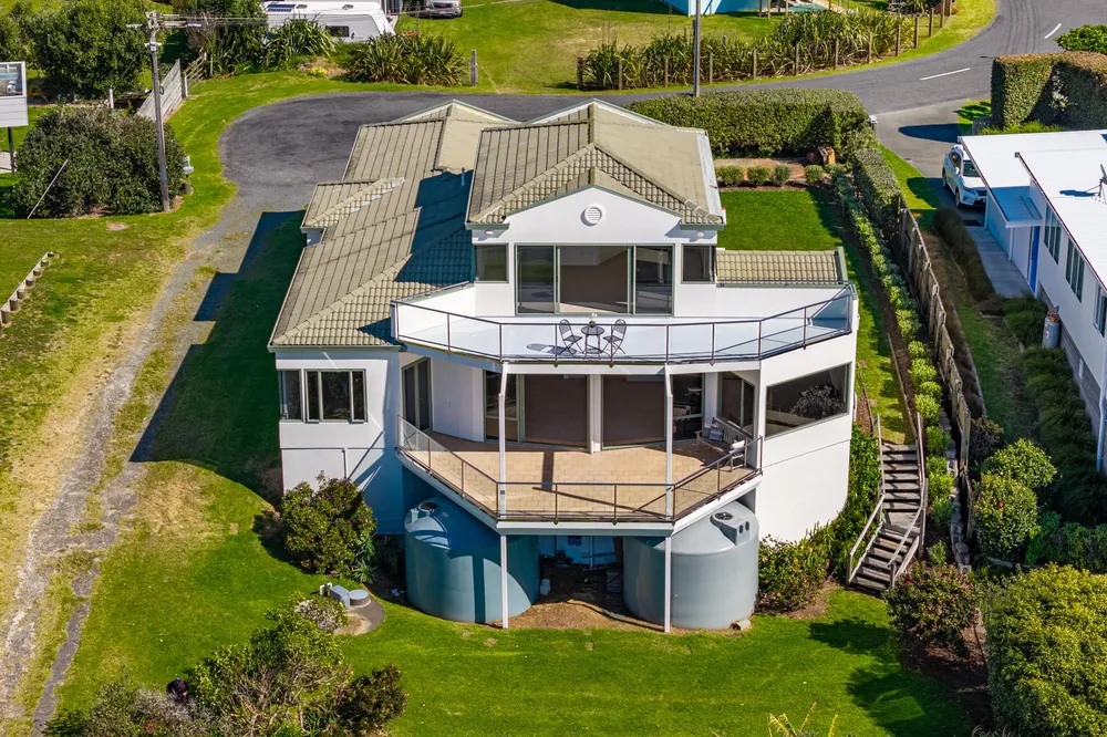 Photos of 21 Awatea Street