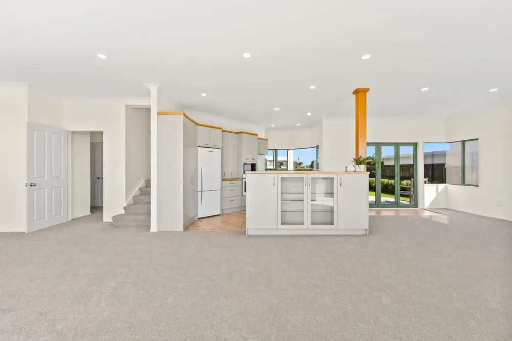 Photos of 21 Awatea Street