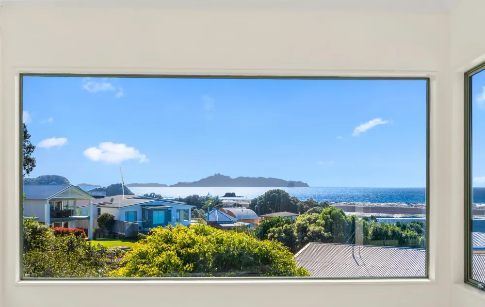 Photos of 21 Awatea Street