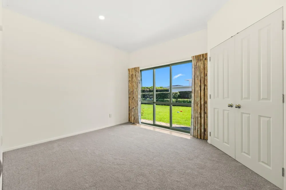 Photos of 21 Awatea Street