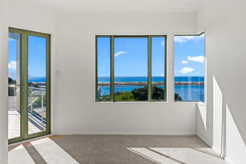 Photos of 21 Awatea Street