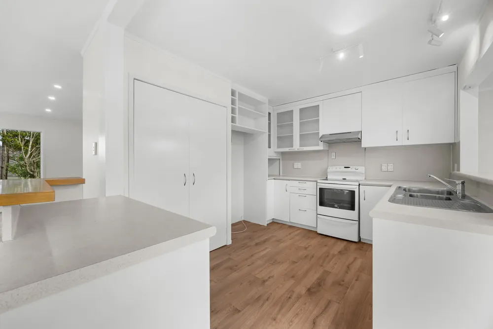 Photos of 96 Reeves Road