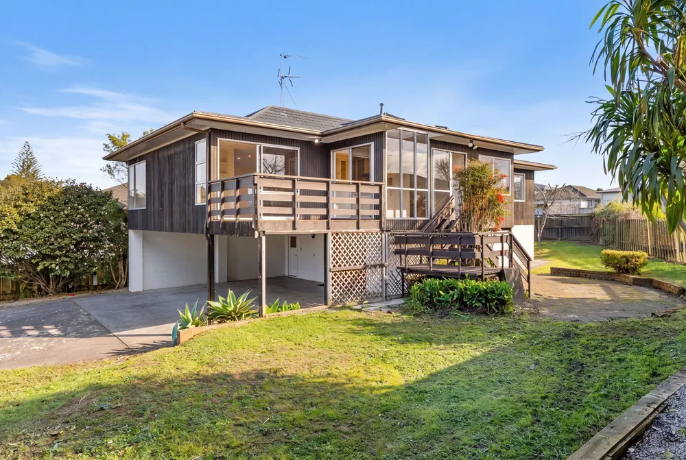 Photos of 96 Reeves Road