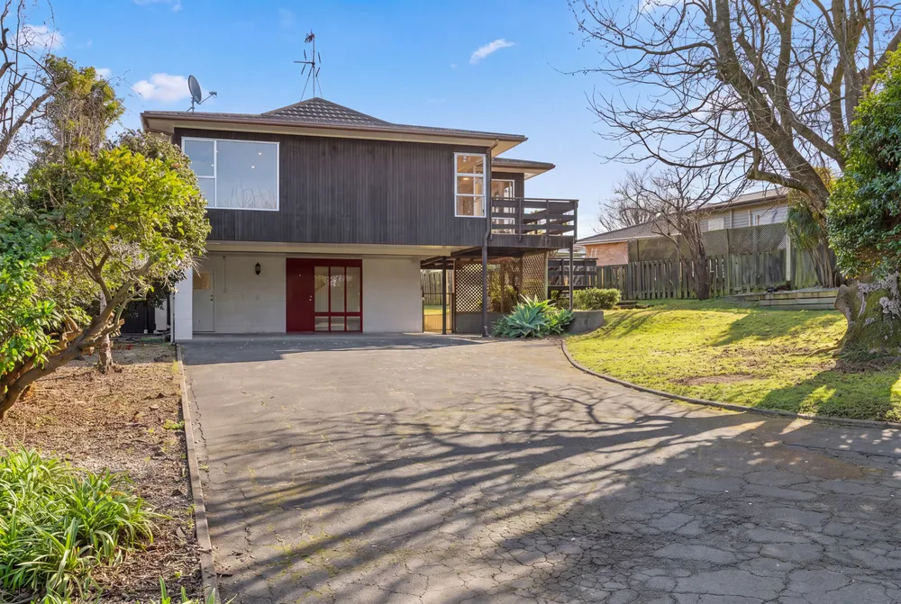 Photos of 96 Reeves Road