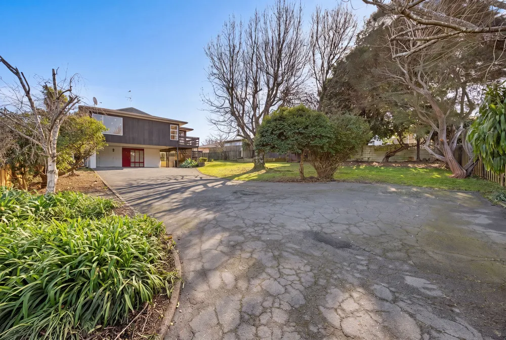 Photos of 96 Reeves Road