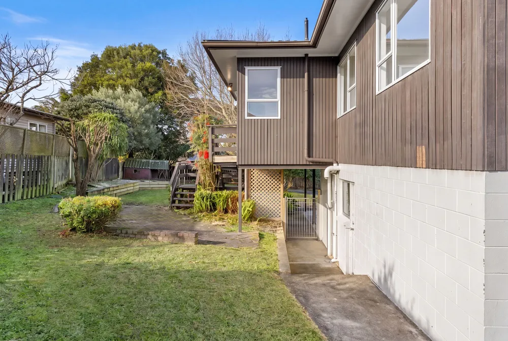 Photos of 96 Reeves Road