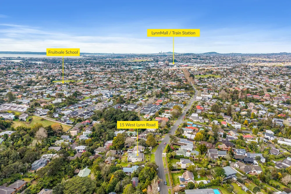 Photos of 15 West Lynn Road