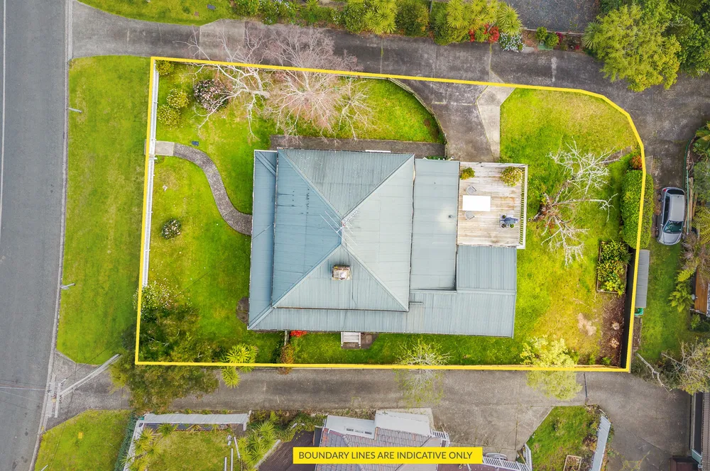 Photos of 15 West Lynn Road