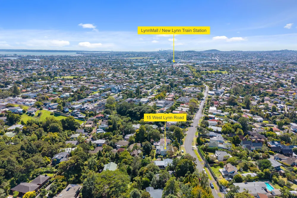 Photos of 15 West Lynn Road