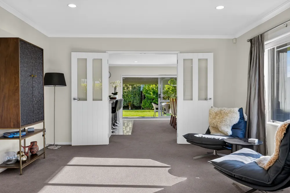 Photos of 23 Hinau Road