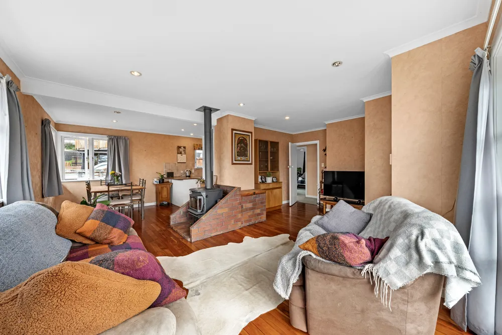 Photos of 73 Awaroa Road