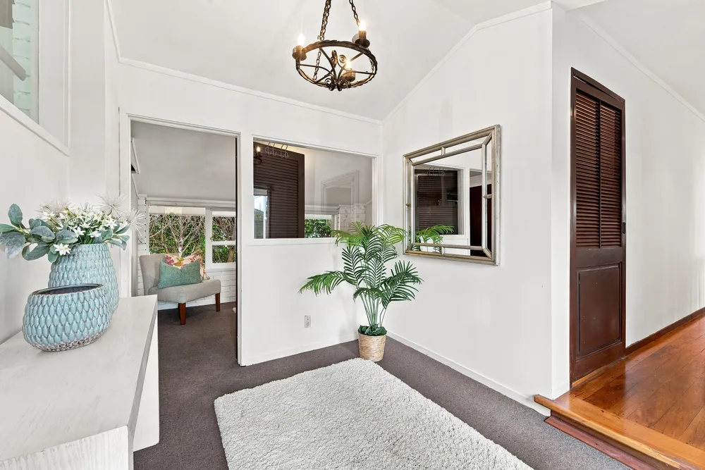 Photos of 308 Hurstmere Road
