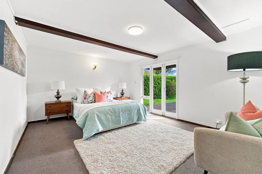 Photos of 308 Hurstmere Road