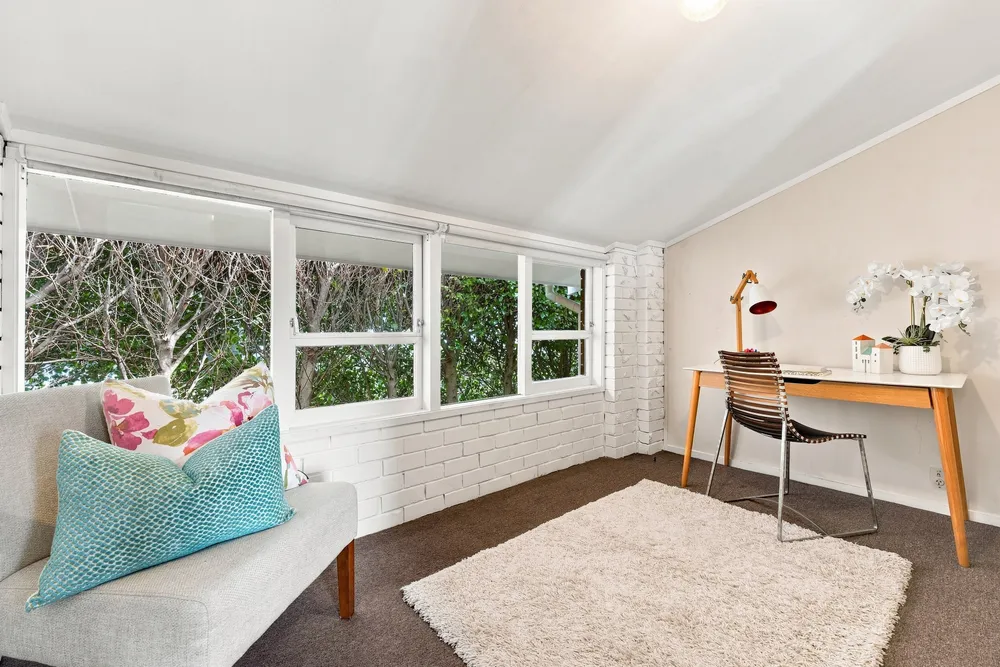 Photos of 308 Hurstmere Road