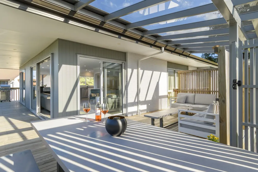 Photos of 30 Thirteenth Avenue