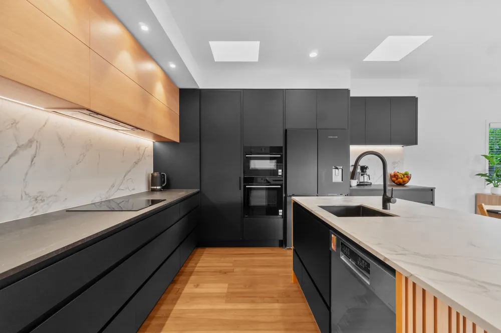 Photos of 28 Renfrew Avenue
