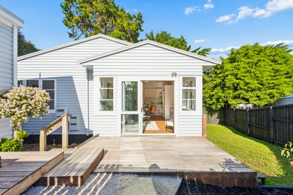 Photos of 34A Toru Street