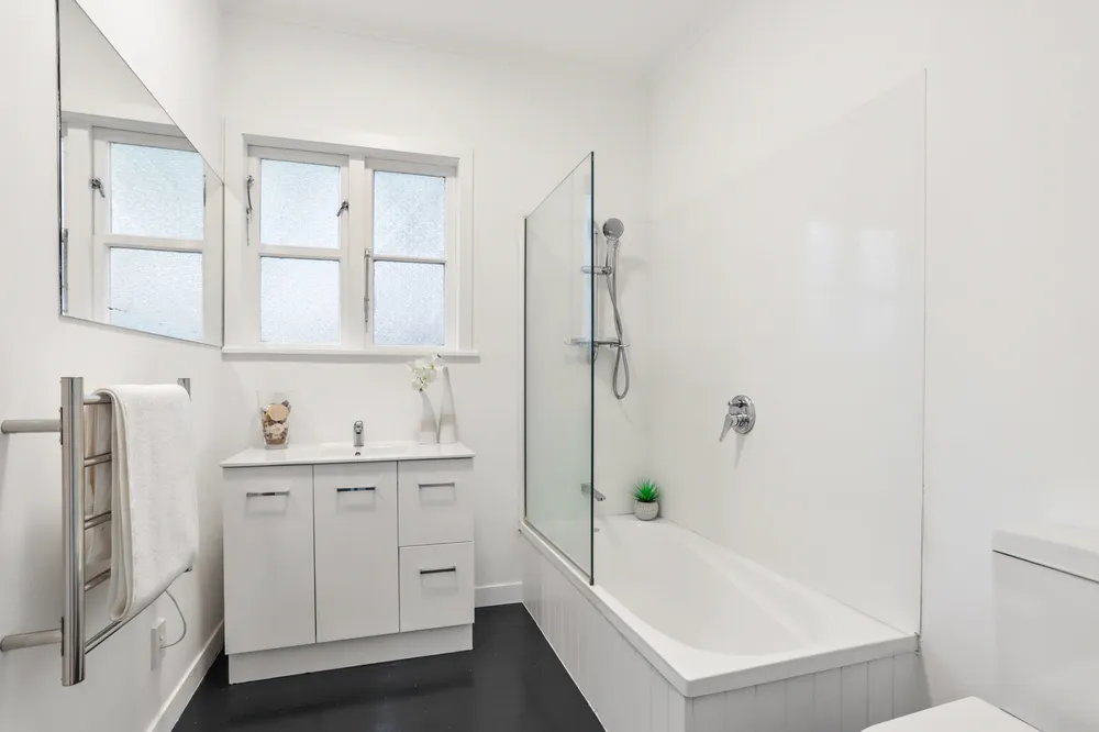 Photos of 34A Toru Street