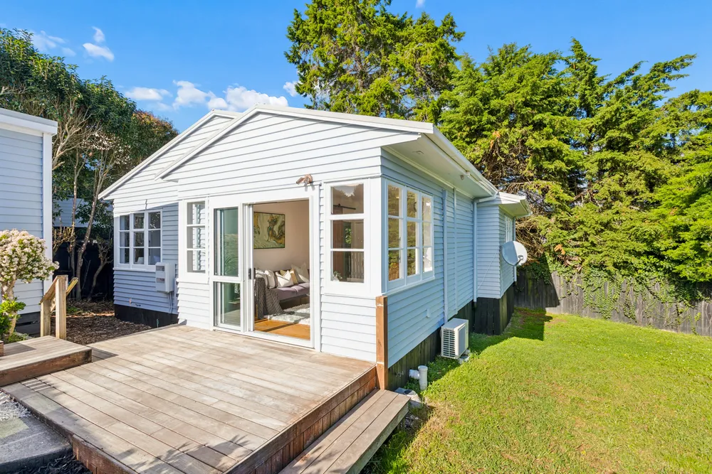 Photos of 34A Toru Street