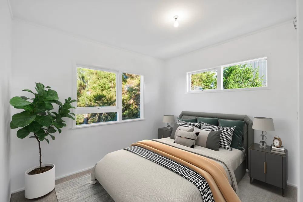 Photos of 195 Vipond Road