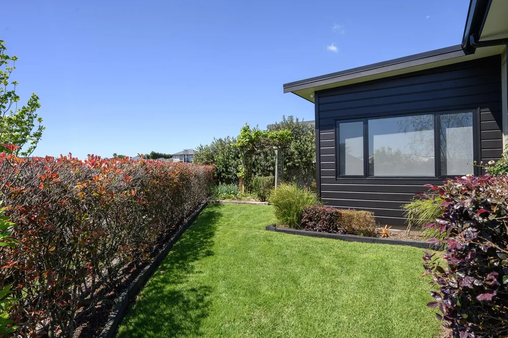 Photos of 2 Benmore Crescent