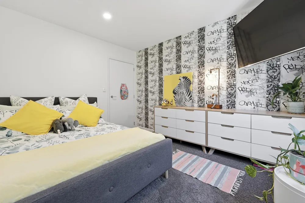 Photos of 2 Benmore Crescent