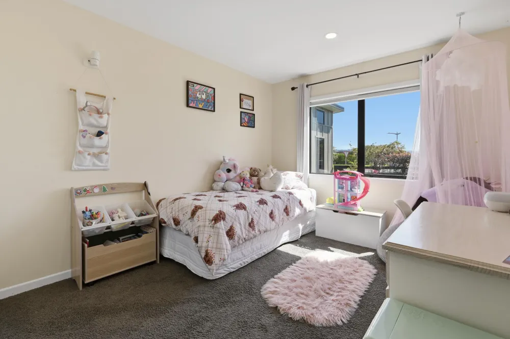 Photos of 2 Benmore Crescent