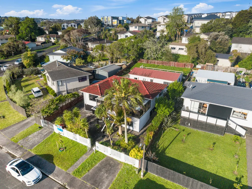 Photos of 14 Kellett Road