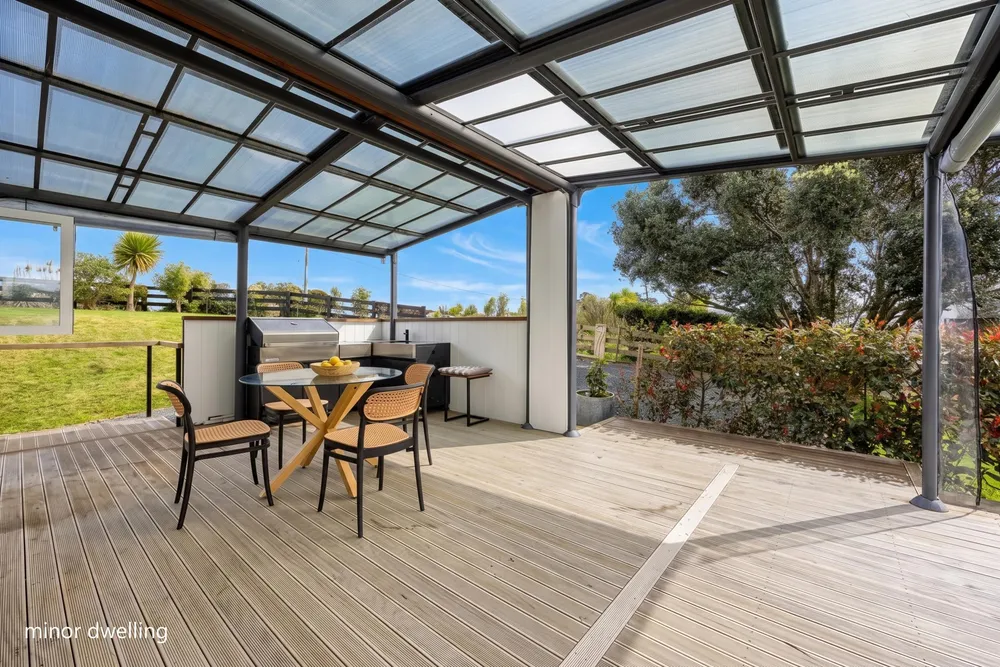 Photos of 31 Frost Road