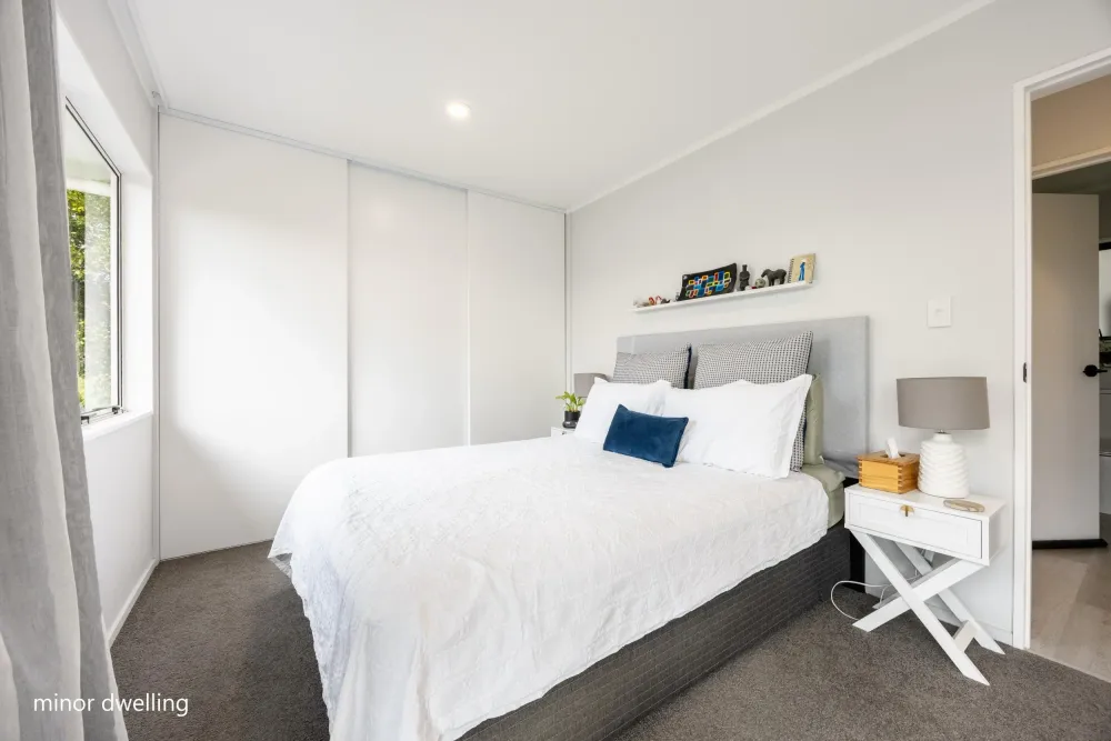 Photos of 31 Frost Road