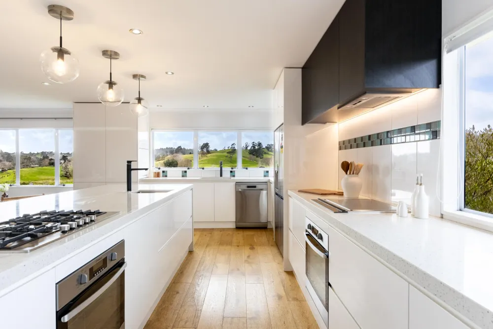 Photos of 31 Frost Road